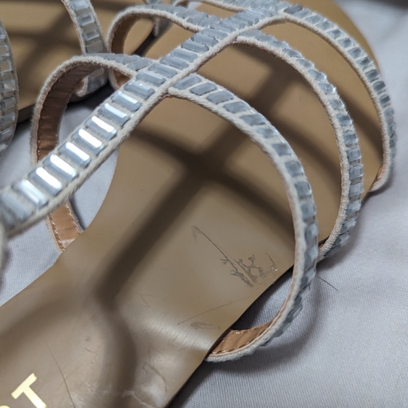 Size 8.5 Report Gladiator Sandals Nude with Silver Accents - Picture 2 of 4